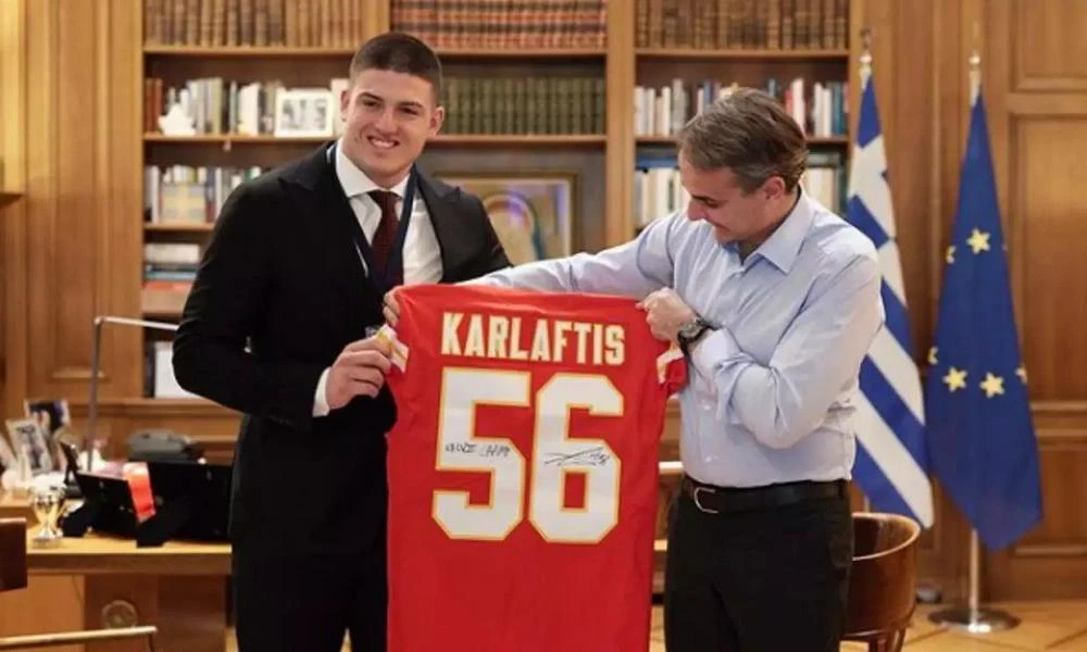 Μητσοτάκης: Συνάντηση με τον Greek Freak του NFL, Γιώργο Καρλαύτη